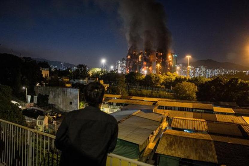 Hong Kongda yangın faciası 36 ölü, çaresiz bekleyiş sürüyor