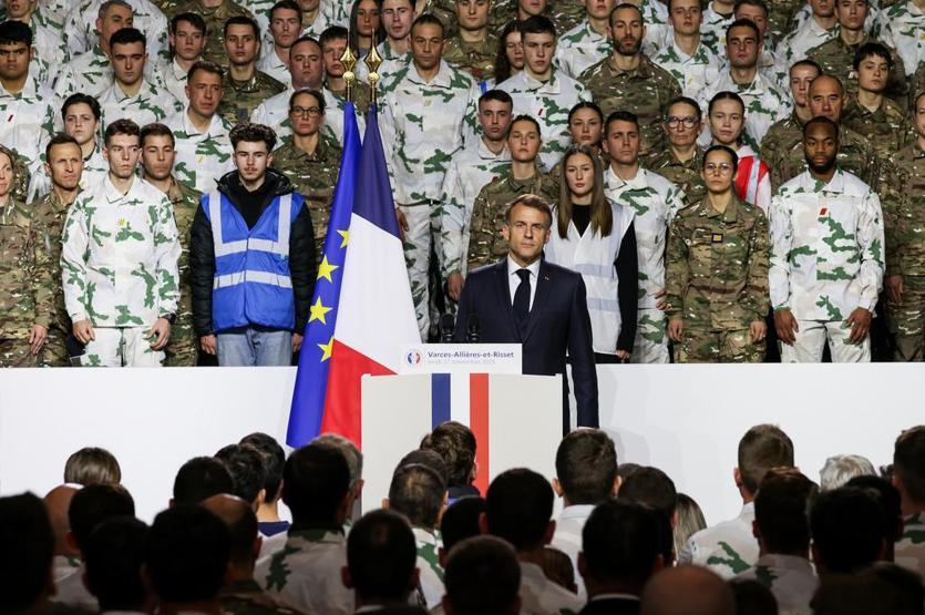 Macron askeri üste duyurdu: Fransa gönüllü askerlik uygulamasını başlatıyor Hızlanan tehditler vurgusu...