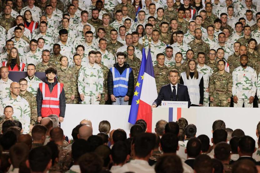 Macron askeri üste duyurdu: Fransa gönüllü askerlik uygulamasını başlatıyor Hızlanan tehditler vurgusu...