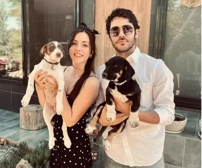 Oyuncu Berkay Hardal ve Eşi Dilan Telkök Trafik Kazası Geçirdi “Ölümden Döndük”