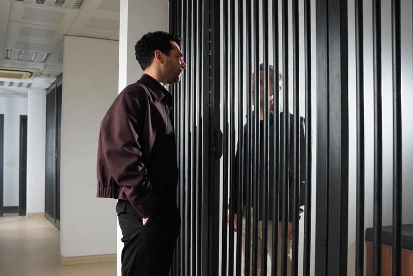 SERHAT GERÇEKLERİ ÖĞRENİYOR