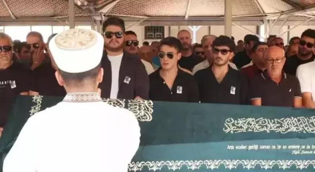 Atakan Özkaya’nın Baba Hasreti Dinmiyor Bu Fotoğrafımızı Ayrı Seviyorum Baba