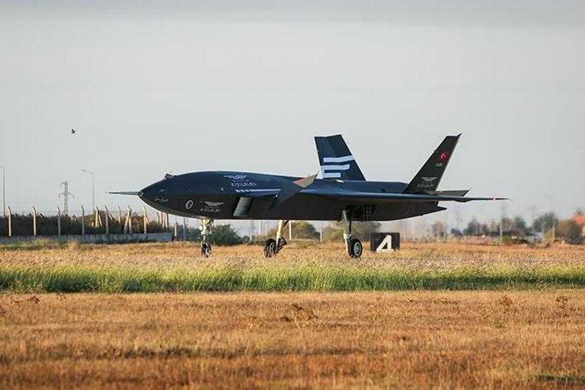 Bayraktar KIZILELMAnın hava-hava füzesi dünya basınında: Erdoğanın tarihi denemesi