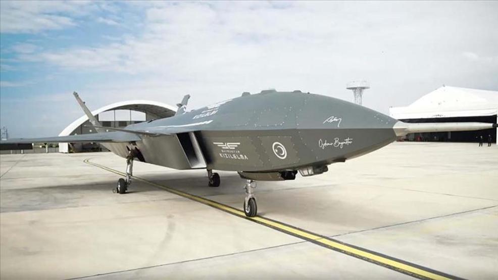 Bayraktar KIZILELMAnın hava-hava füzesi dünya basınında: Erdoğanın tarihi denemesi