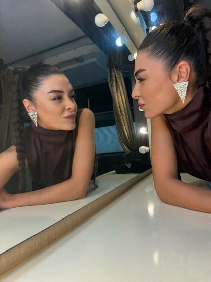 Büşra Cebe: Eşref Rüya Bir Oyunbaz Takımı