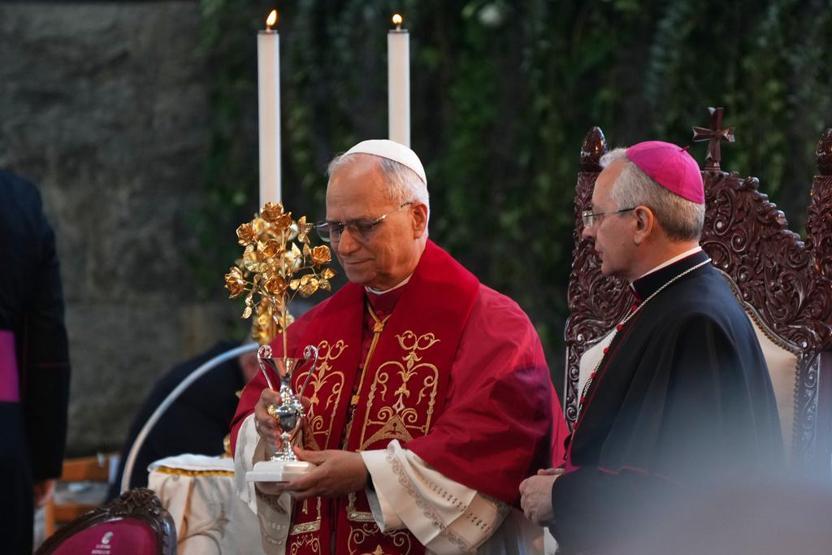 Papa Leo, Lübnandaki temaslarını sürdürüyor