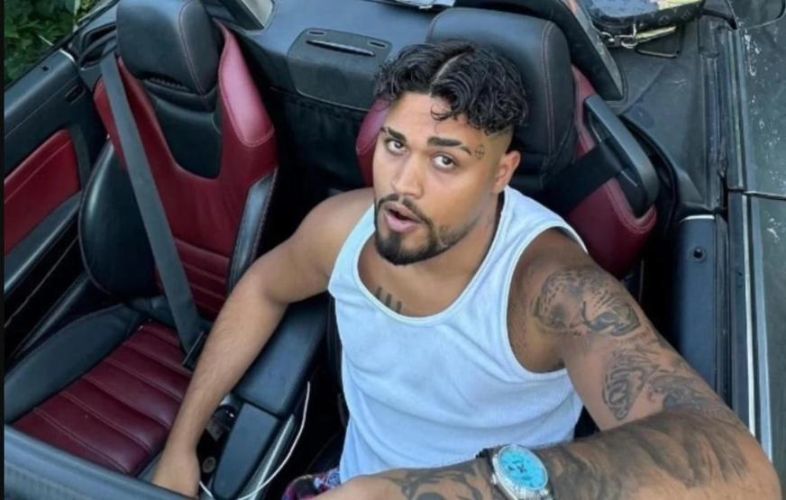 Lvbel C5in Aşk Hayatı Gündemde Danla Bilic’in Yakın Arkadaşıyla Romantik Poz