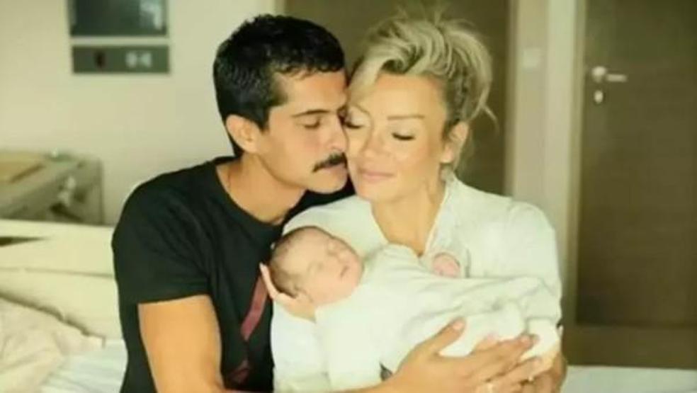 2. kez evlenmişlerdi İsmail Hacıoğlu’na eşinden duygusal doğum günü kutlaması