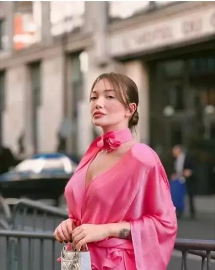 Danla Bilic ve Emirhan Topçu’nun Aşk İddiaları Yeniden Gündemde: Gerçekten Birlikteler Mi