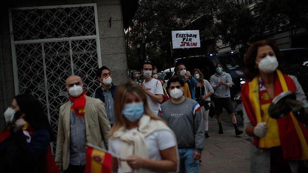 Avrupa ülkesinde salgın paniği Evden çalışma, maske, aşı...