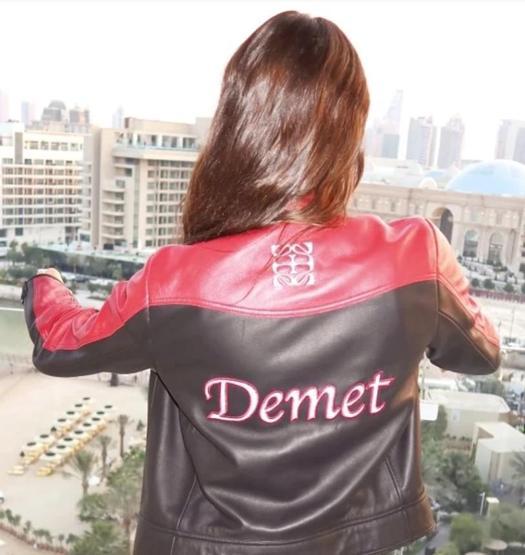 Demet Özdemirden Formula 1 Rüzgarı Dohadan Paylaşımlar Gündem Oldu