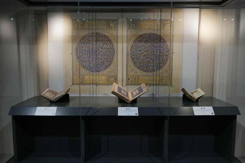 700 YILLIK YAZMA ESERLER İSTANBUL’DA BİR ARAYA GELDİ