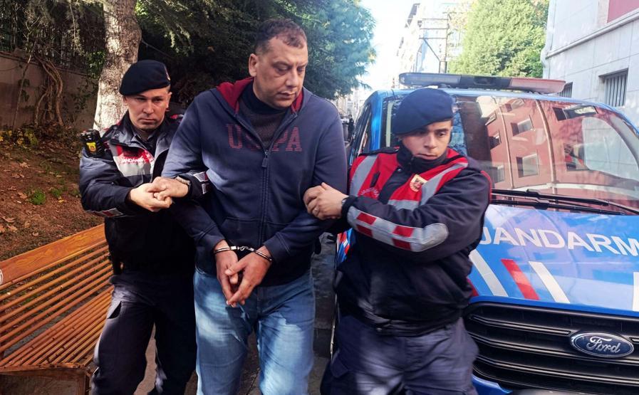 Otizmli öğrencisini merdivenden ittiği ileri sürülmüştü O okul müdürünün tahliye talebine ret