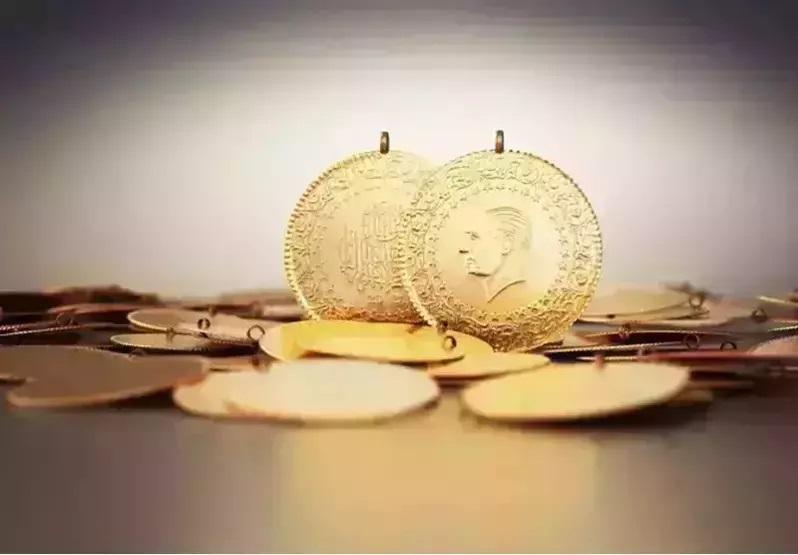 6 ARALIK 2025 CANLI ALTIN FİYATLARI: Gram Altın Ne Kadar Çeyrek Altın, Yarım Altın, Cumhuriyet Altını Ne Kadar İslam Memişten 2026 yorumu: Altın, Bitcoin, asgari ücret...