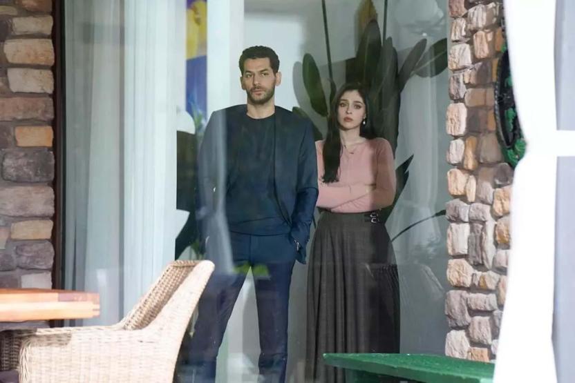 Reytinglerde Cumartesi Klasiği Tüm Kategoriler Güllerle Bezeli