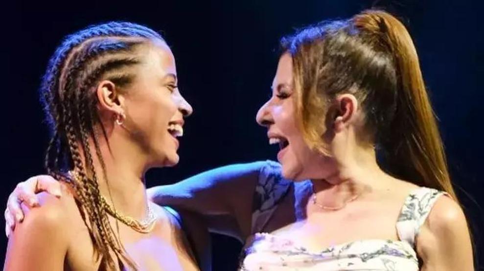 Nilüferin kızı Ayşe Nazlı Yumlu nişanlandı