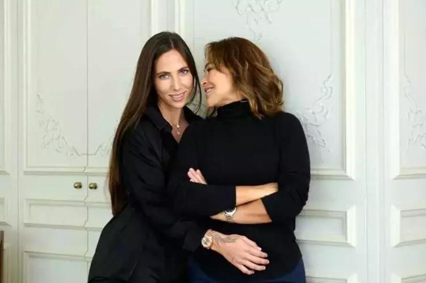 Hülya Avşardan Kızı Zehraya Mesaj Anneanne Olmaya Hazırım