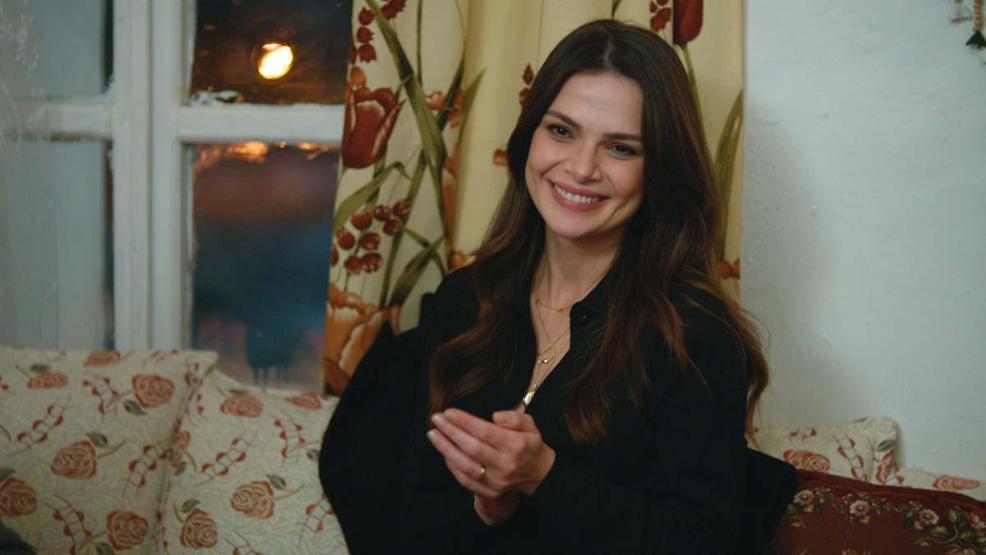 Uzak Şehirde Felekten Bir Gece: Bir Bakışta Yaktın Beni