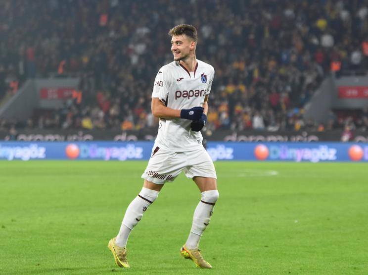 Ernest Muçi, Trabzonsporda kendini buldu 3 maç 5 gol...