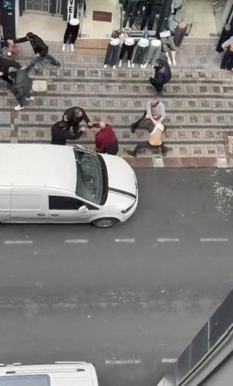 İstanbulda park yeri kavgası can aldı: 1 ölü