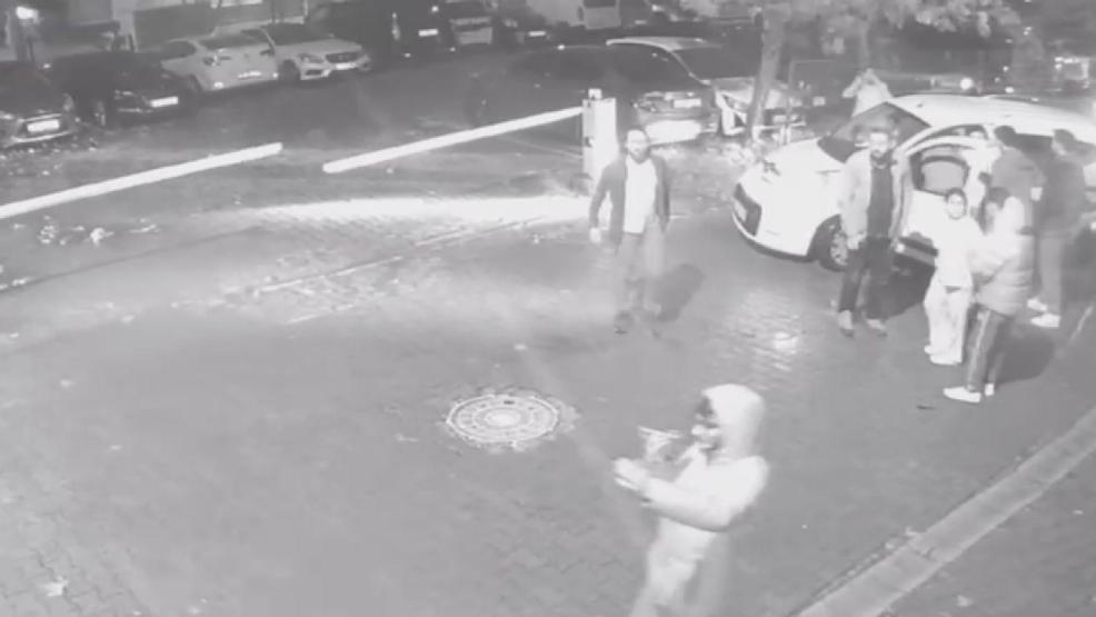 Alkollü sürücü dehşet saçtı 2 kişiye çarpıp kaçarken 7 aracı da hurdaya çevirdi