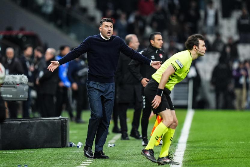 Evinde bir kez daha puan kaybeden Beşiktaşa eleştiri: Tam Rafa Silvanın maçıydı