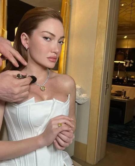 Danla Bilic yine ameliyat masasında Kalça dolgusu kabusu 5. operasyona kadar uzandı: Vücudundan çıkan madde şaşkına çevirdi