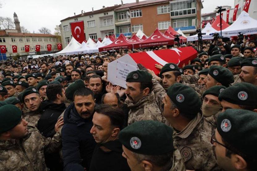 Şehit özel harekat polisine veda