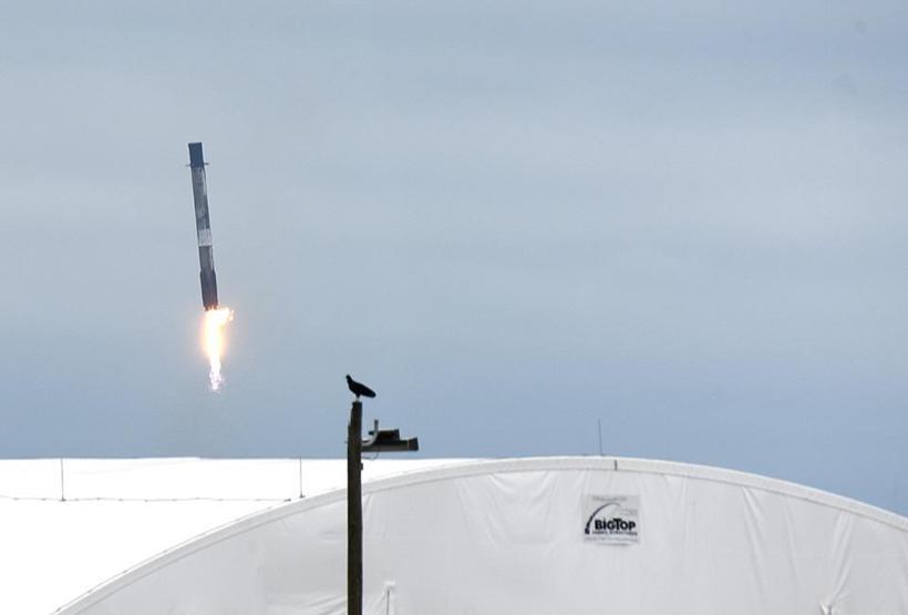 SpaceX, NROnun gizli yükünü Falcon 9 ile uzaya fırlattı