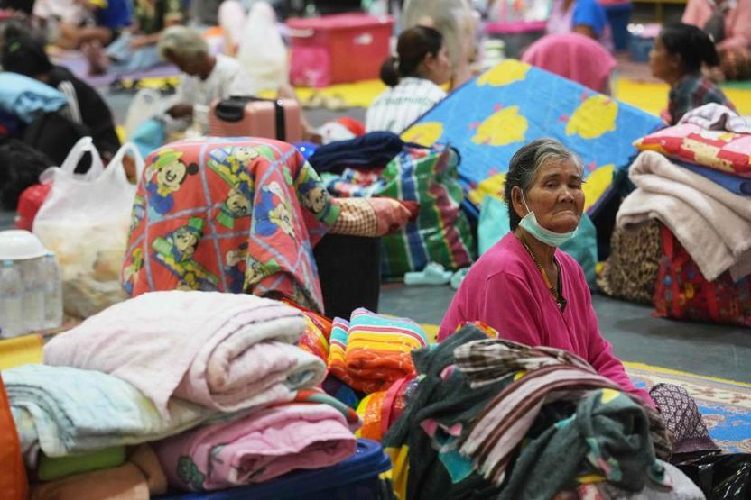 Kamboçya-Tayland çatışmaları tırmanıyor: 500 bin kişi evlerini terk etti