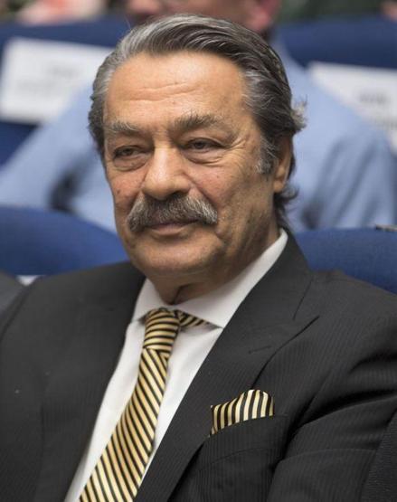 Kadir İnanırın Son Hali Yeni Fotoğraf Geldi... Usta Oyuncuya Sürpriz Ziyaret