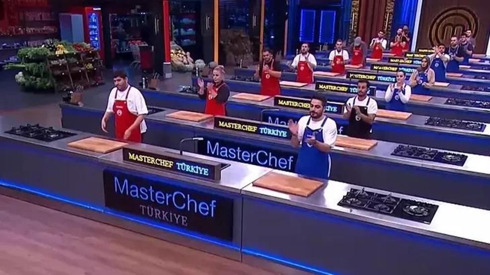 MASTERCHEF 3. ELEME ADAYI 10 ARALIK 2025 | MasterChef Altın Kupa eleme adayı kim oldu, dokunulmazlık oyununu hangi takım kazandı