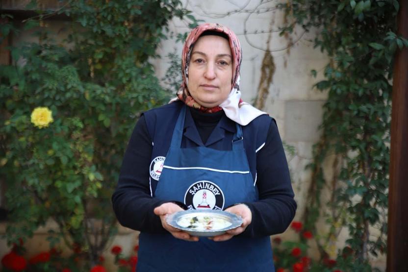 Kelle Paça Yerine Bunu Tüketiyorlar Yoğurt, Et, Nohut, Taze Soğan ve Sarımsakla Yapılıyor Kış Hastalıklarına Birebir