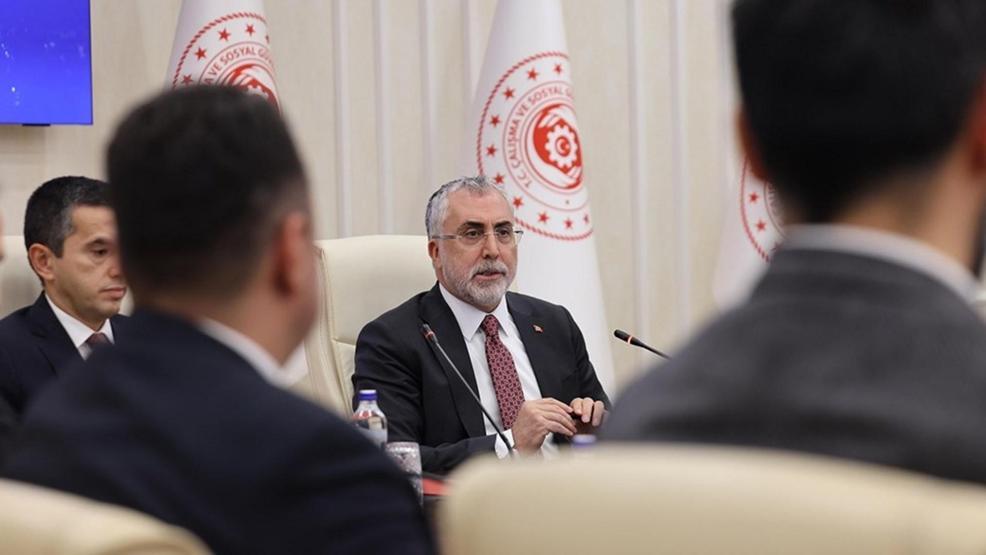 2026 asgari ücret için ilk toplantı: Ekonomistlere tahminlerini sorduk | İşte olası zam oranları...