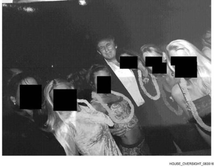 Epsteinin albümünden yeni fotoğraflar çıktı Donald Trump, Bill Clinton, Bill Gates...
