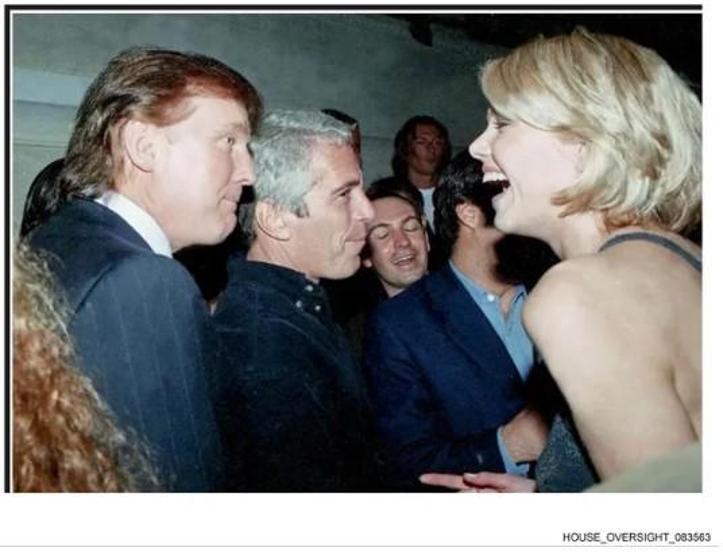 Epsteinin albümünden yeni fotoğraflar çıktı Donald Trump, Bill Clinton, Bill Gates...