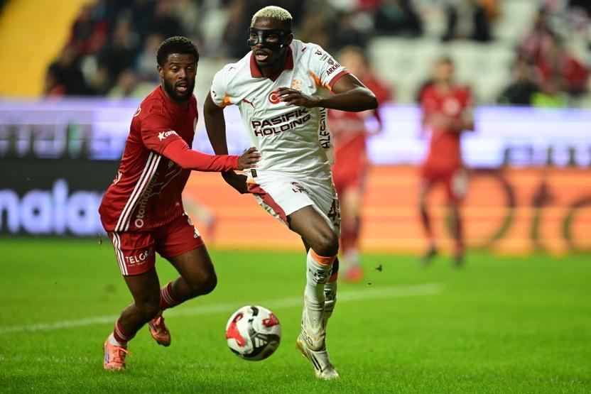 Galatasarayın Antalyaspor galibiyetinde Icardi övgüsü: Osimhen yoksa, ben buradayım dedi