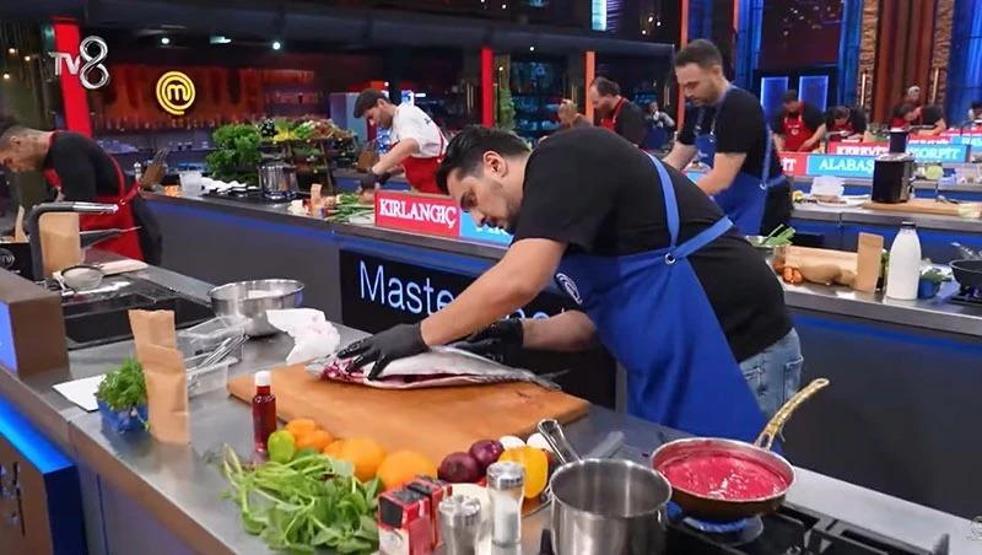 MASTERCHEFTE KİM ELENDİ 13 ARALIK MasterChef Türkiye Altın Kupada kim elendi, kim gitti 13 Aralık 2025 İki yarışmacı veda etti