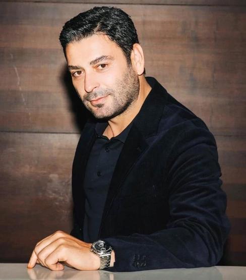 Uzak Şehirin Yıldızı Ozan Akbaba: İmkansız Aşka İnanırım Ama Hiç Başıma Gelmedi