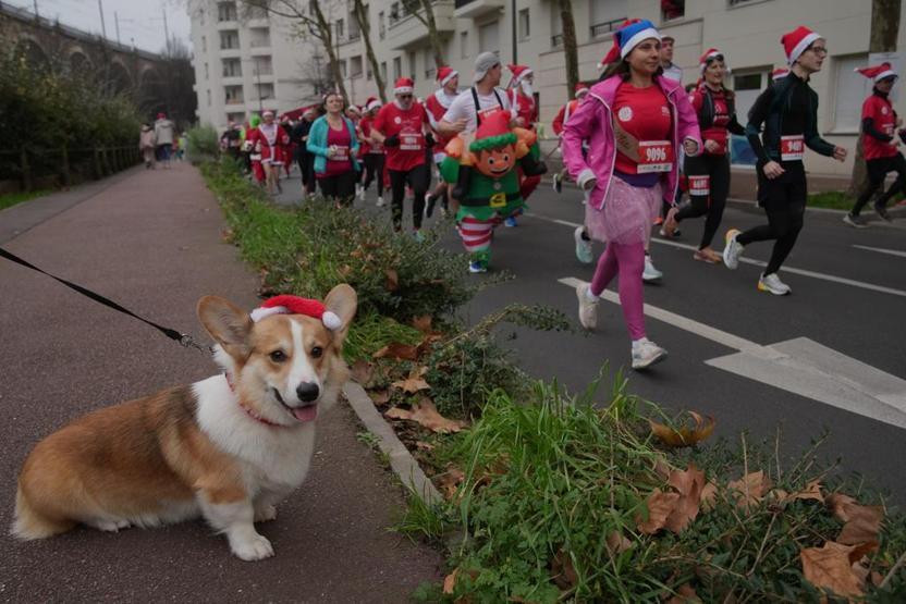 Fransa’da Noel Baba koşusu