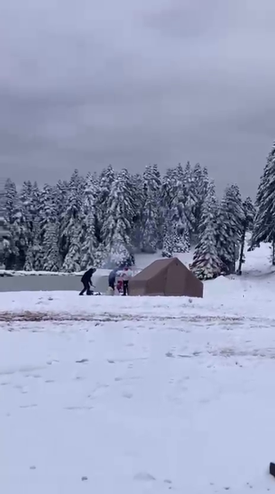 Arkut Dağında kar kalınlığı 10 santime ulaştı