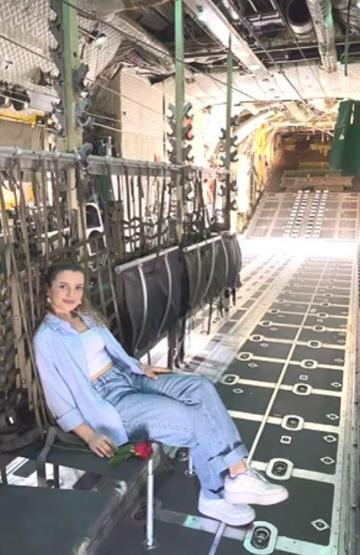 Şehit Cüneyt Kandemirin eşi Defne Kandemir duygulandıran paylaşım: Beraber bu uçağa gitmiştik