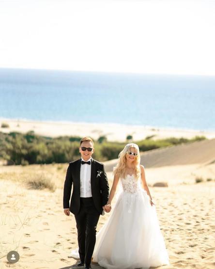 Şehit Cüneyt Kandemirin eşi Defne Kandemir duygulandıran paylaşım: Beraber bu uçağa gitmiştik