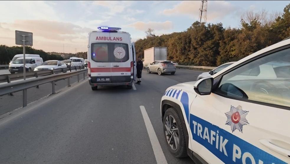 Arnavutköyde zincirleme kaza: 2 yaralı