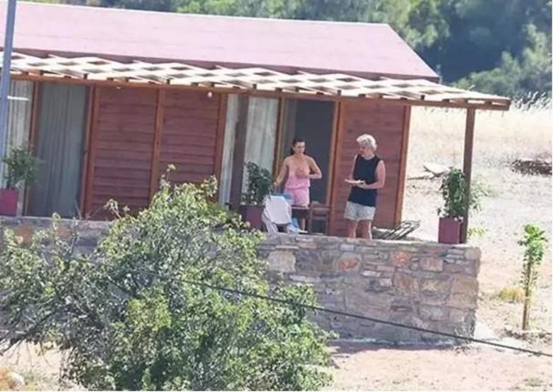 Emir Ersoy’dan Bodrum İtirafı: “Orası Bizim İçin Hayatla Yeniden Bağ Kurma Alanı”