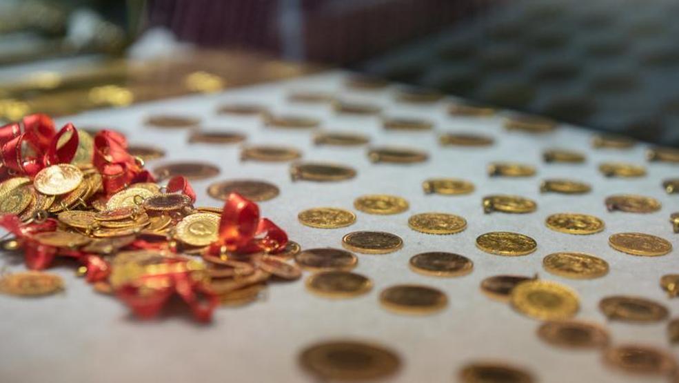 17 ARALIK CANLI ALTIN FİYATLARI : Gram Altın Ne Kadar Çeyrek Altın Fiyatı Ne Yarım, Cumhuriyet Altını Ne Kadar Fiyatlar Düşüyor Mu İşte 17 Aralık Altın Fiyatları