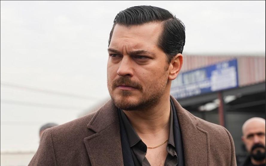 MEKANIN SAHİBİ GELDİ EŞREFLE ZOR YARIŞIRLAR