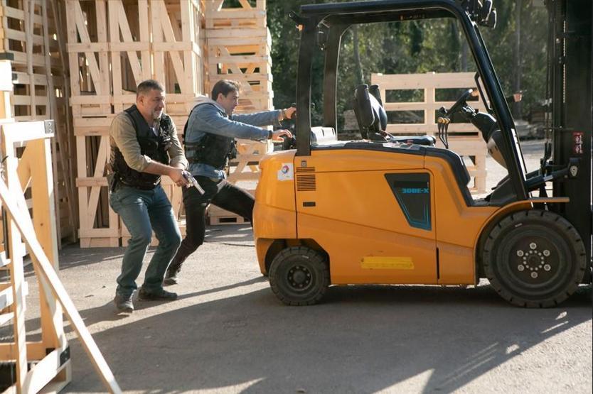 “ARKA SOKAKLAR TÜRKİYE’NİN EN BAŞARILI DİZİSİ”