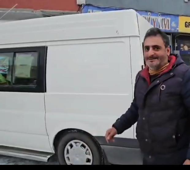 Eksi 20 derece soğukla mücadele: Göle’de hayat buz kesti