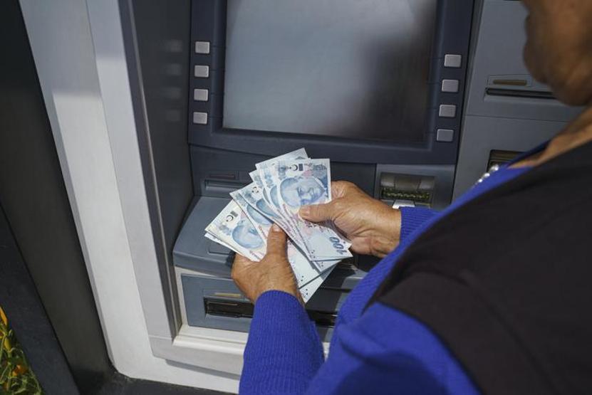 Yılbaşında ATM kuralları değişiyor: Nereden çektiğine dikkat